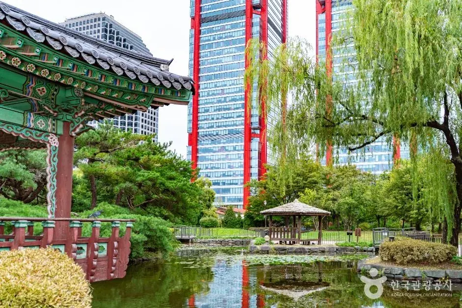 Yeouido Park official photo